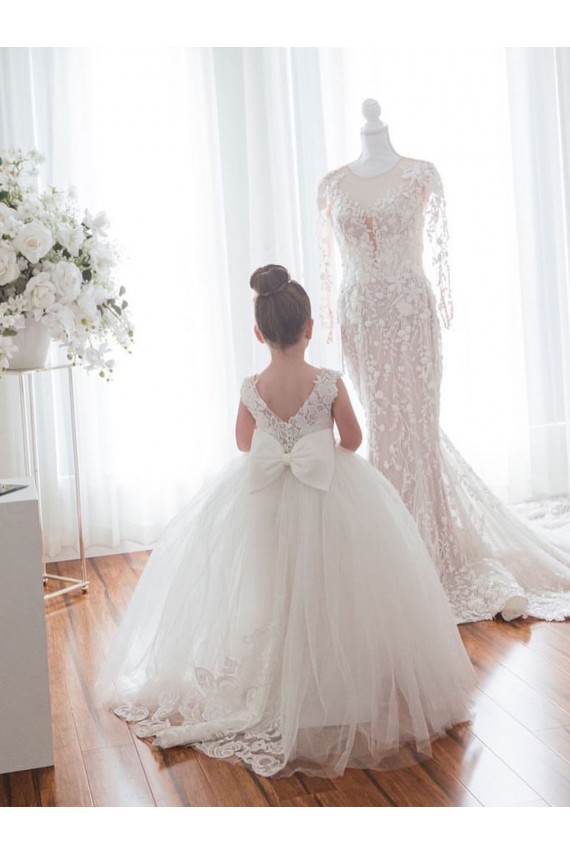 Avorio Abito da ballo Barca Tulle Pizzo Lunga Abiti da ragazza di fiori Online