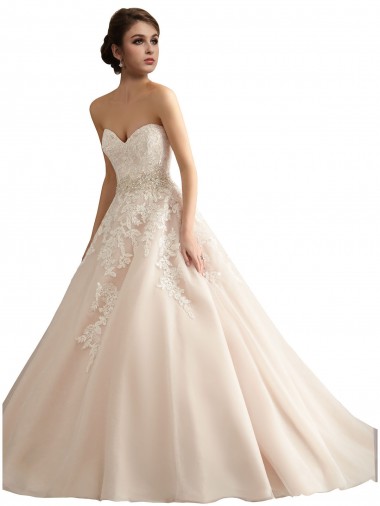 Avorio & Champagne Abito da ballo Scollatura a V Cattedrale di treno Tulle Pizzo Abiti da sposa Online