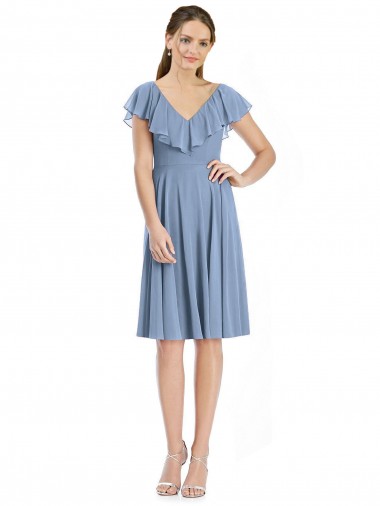 Blu polveroso Linea A Scollatura a V Al ginocchio cocktail Chiffona Corto Abiti da damigella donore Online