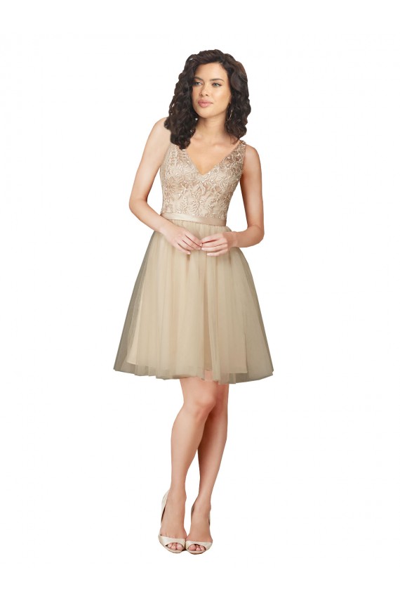 Champagne Linea A Scollatura a V Al ginocchio Tulle Pizzo Corto Abiti da damigella donore Online